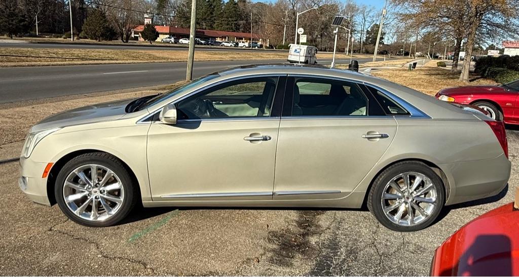 used 2013 Cadillac XTS car, priced at $15,900