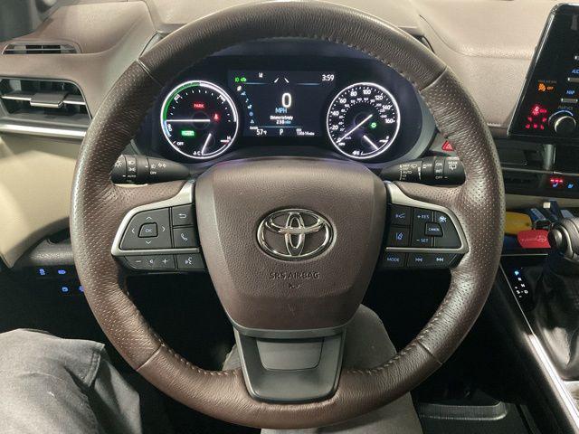 used 2021 Toyota Sienna car, priced at $31,900