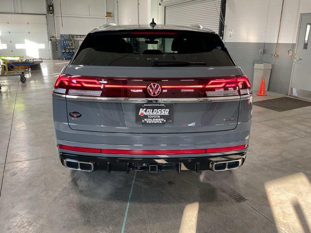 used 2024 Volkswagen Atlas Cross Sport car, priced at $37,900