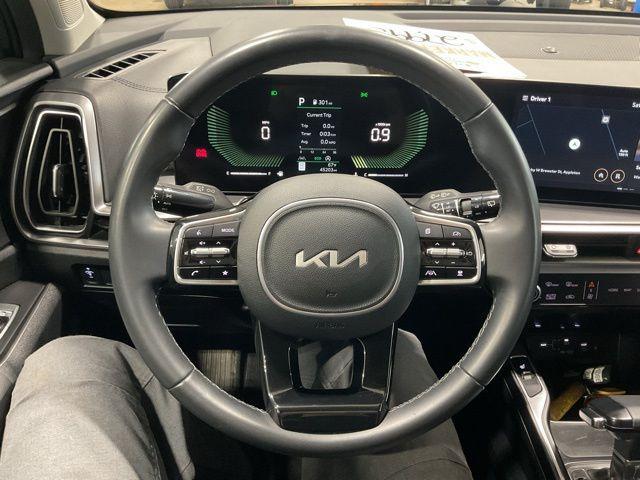 used 2024 Kia Sorento car, priced at $25,931