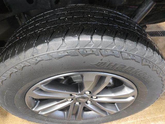 used 2022 Ford F-150 car, priced at $34,725