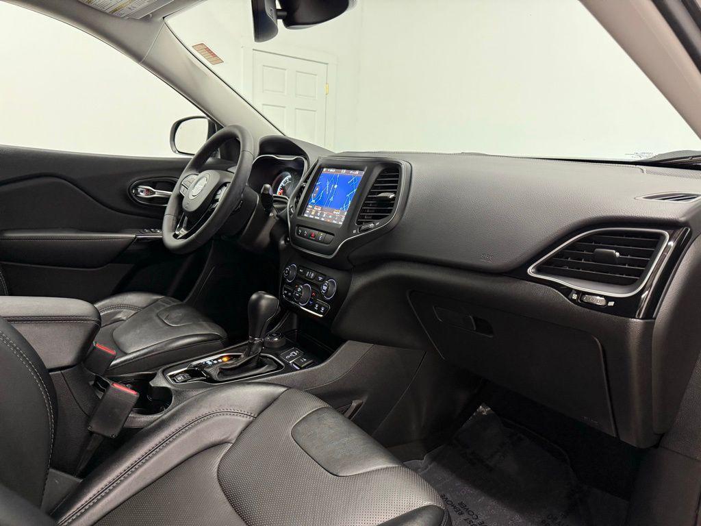 used 2023 Jeep Cherokee car, priced at $18,974