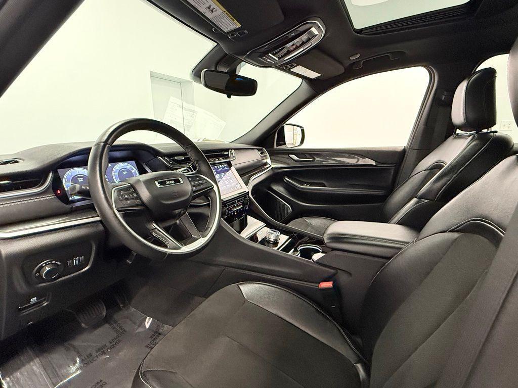 used 2022 Jeep Grand Cherokee car, priced at $30,974