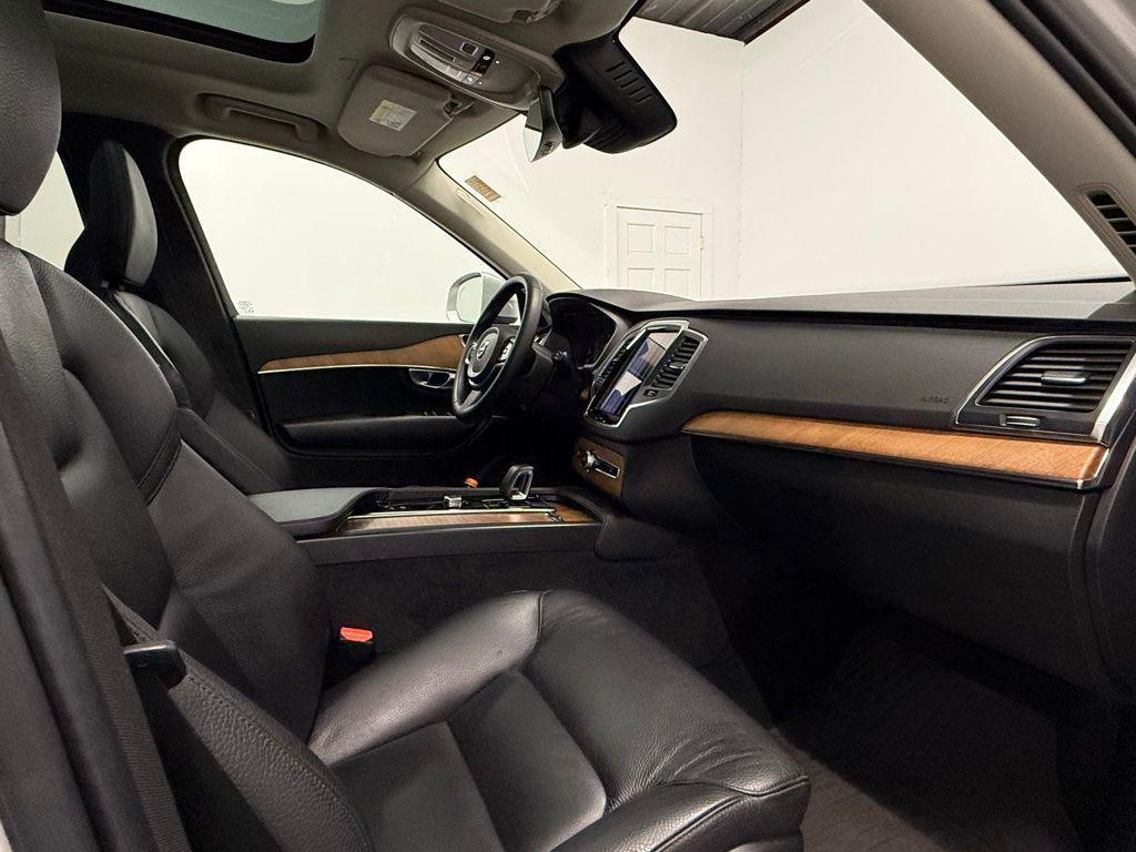 used 2024 Volvo XC90 Recharge Plug-In Hybrid car, priced at $39,574