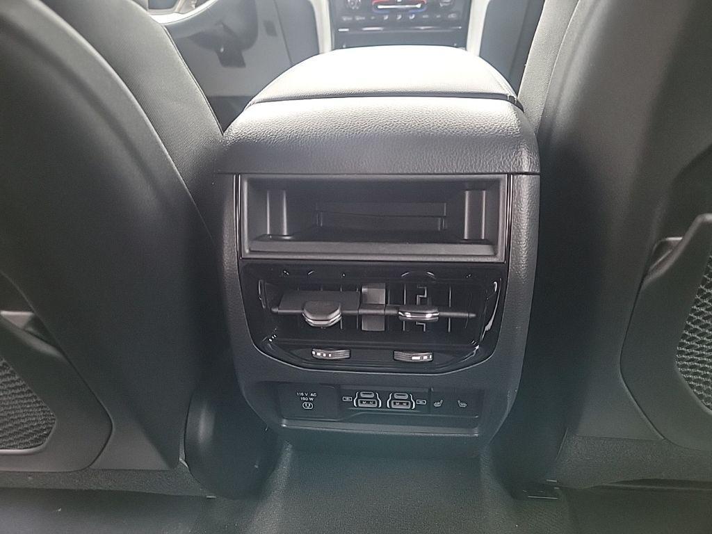 new 2025 Jeep Grand Cherokee car, priced at $47,486