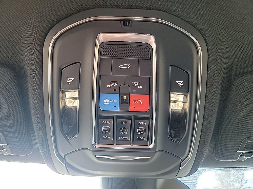 new 2026 Jeep Grand Cherokee car, priced at $50,805