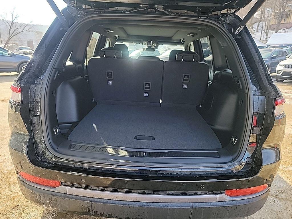 new 2026 Jeep Grand Cherokee car, priced at $50,805