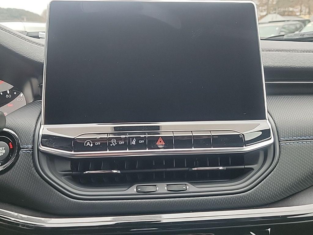 new 2026 Jeep Compass car, priced at $32,805