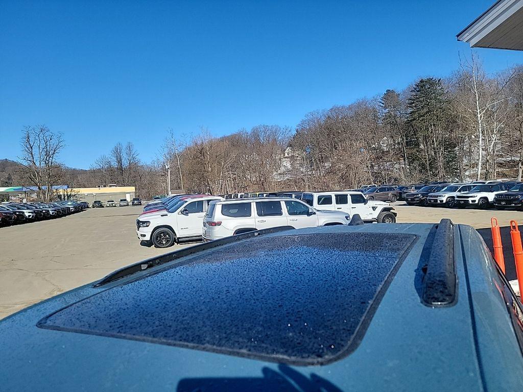 new 2026 Jeep Grand Cherokee car, priced at $47,263