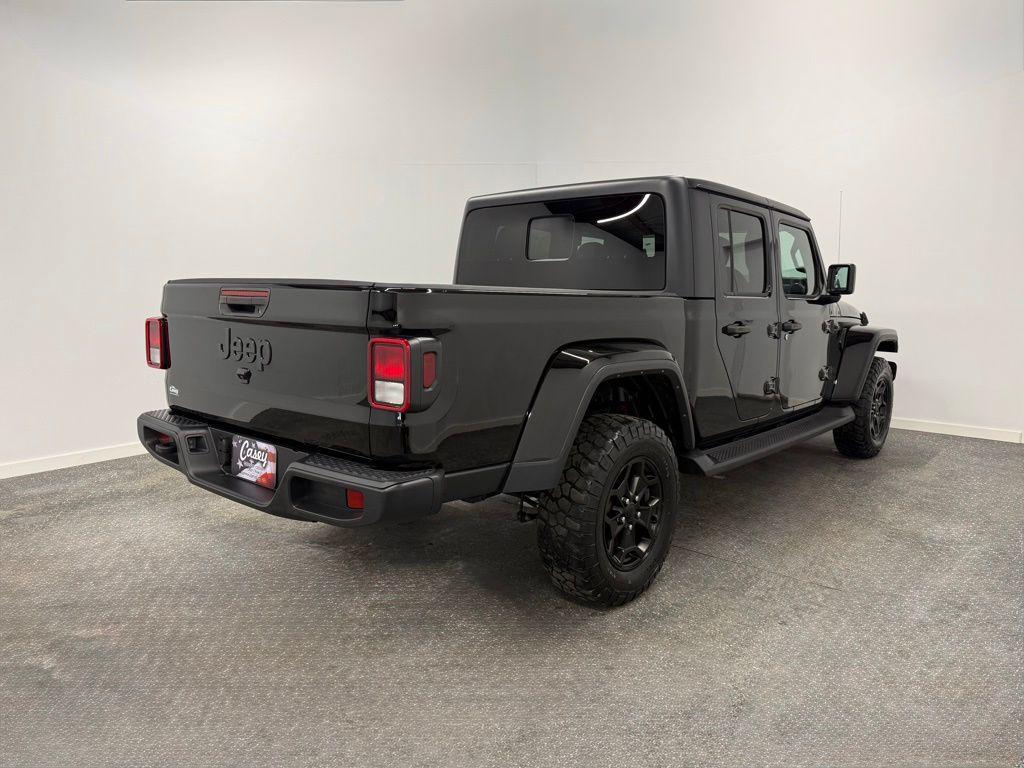 used 2022 Jeep Gladiator car, priced at $31,974