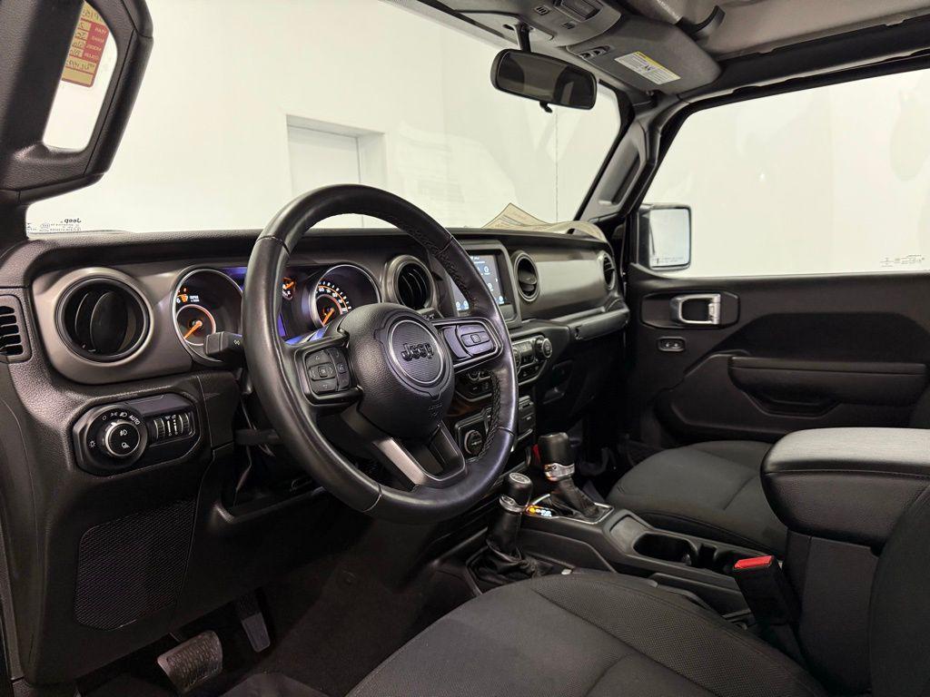 used 2022 Jeep Gladiator car, priced at $31,974