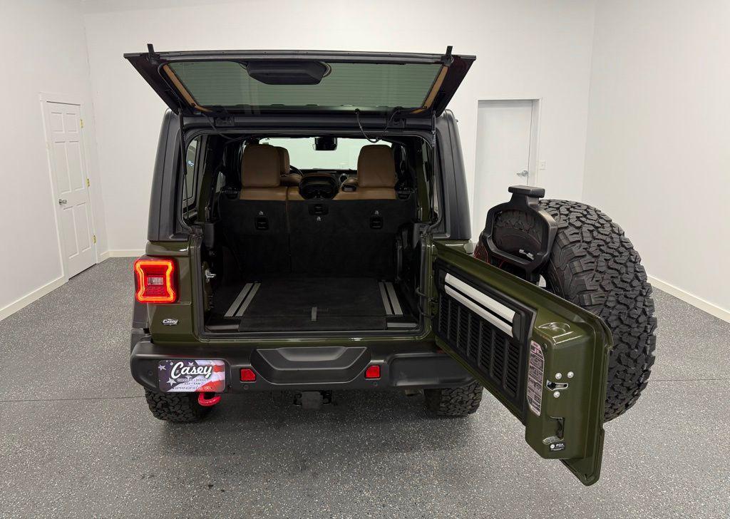 used 2021 Jeep Wrangler Unlimited car, priced at $37,974