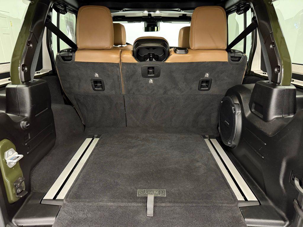 used 2021 Jeep Wrangler Unlimited car, priced at $37,974