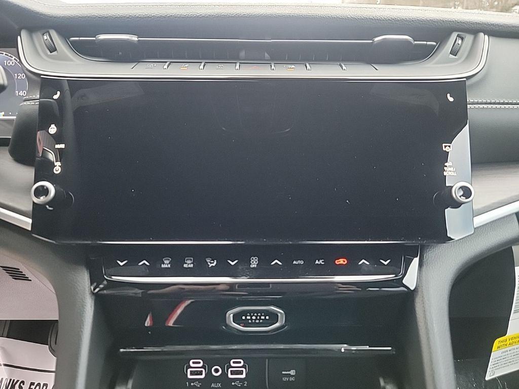 new 2026 Jeep Grand Cherokee car, priced at $50,210