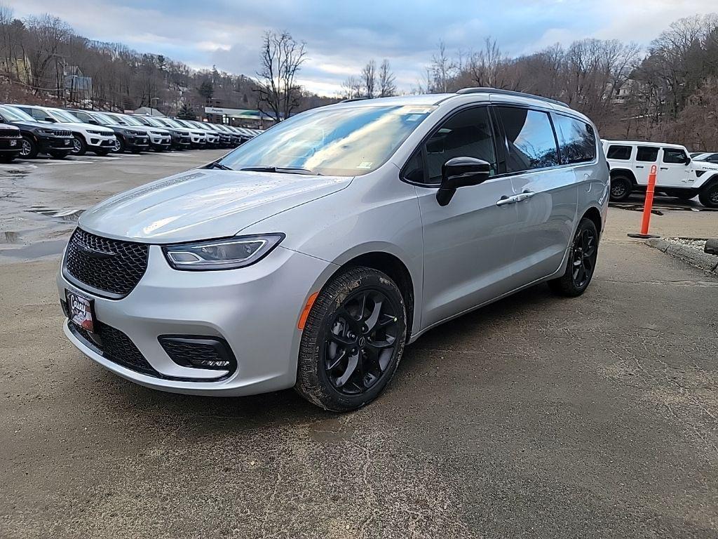 new 2026 Chrysler Pacifica car, priced at $51,220