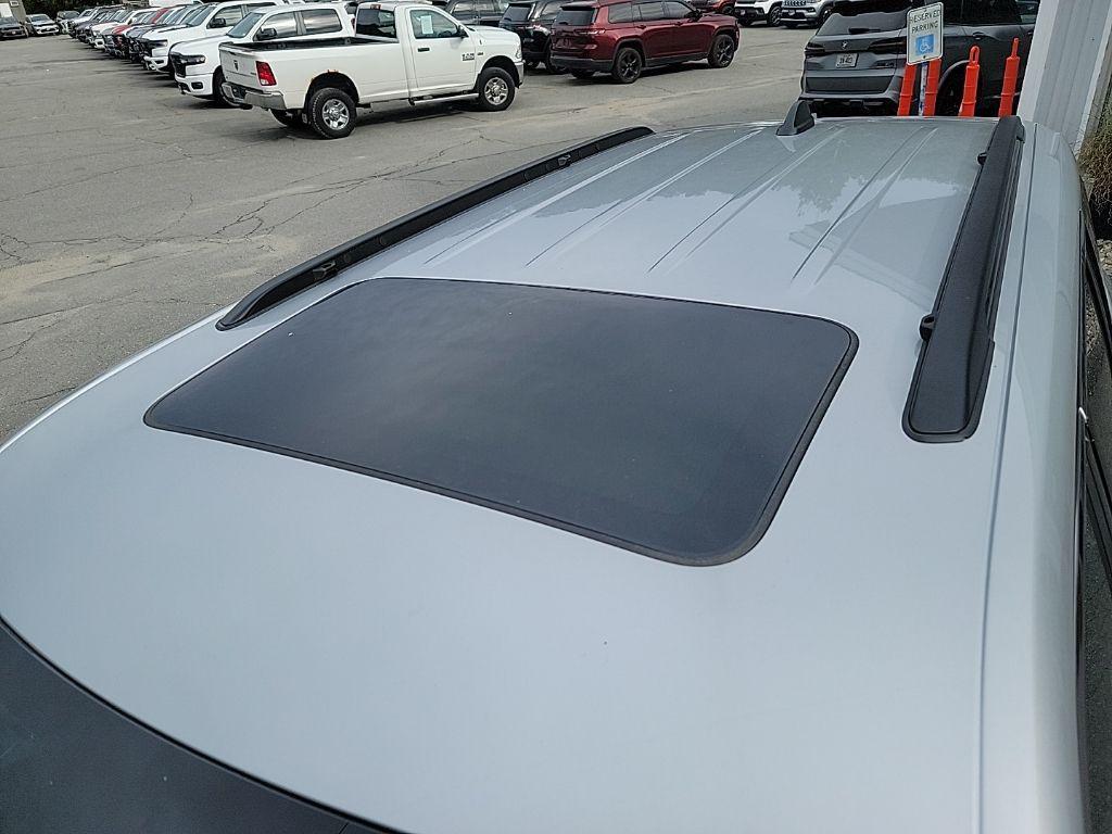 new 2025 Jeep Grand Cherokee car, priced at $34,964