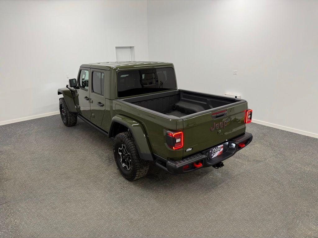 used 2021 Jeep Gladiator car, priced at $33,974