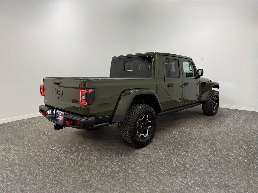 used 2021 Jeep Gladiator car, priced at $33,974