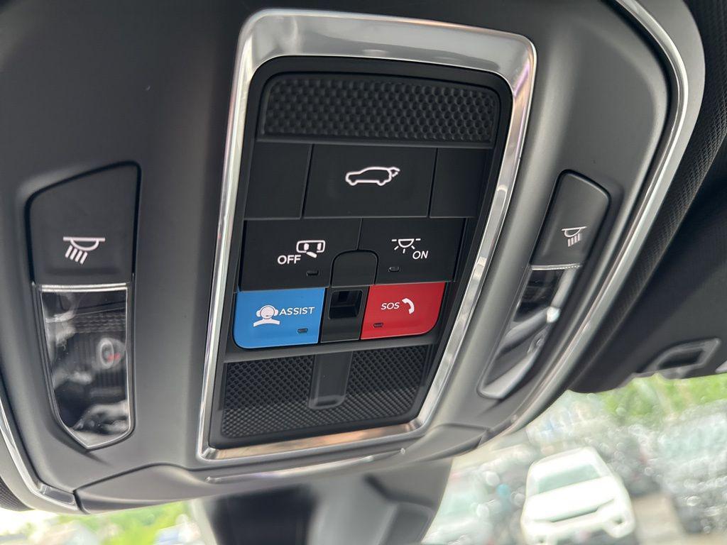 new 2025 Jeep Grand Cherokee car, priced at $35,873