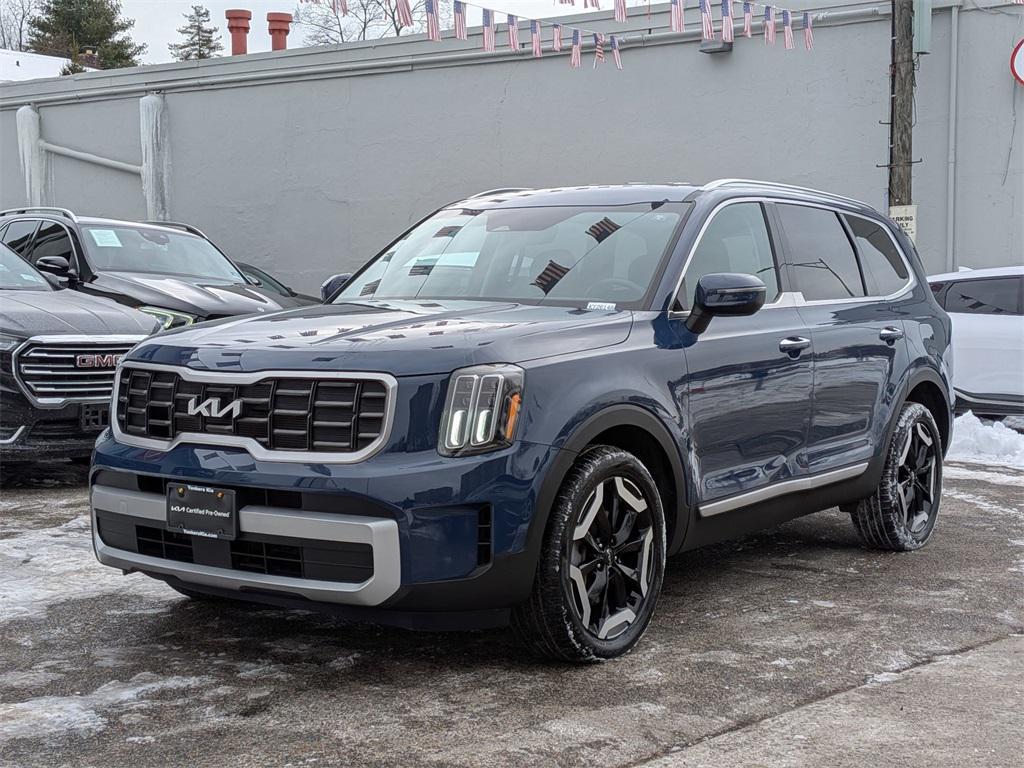 used 2023 Kia Telluride car, priced at $33,895