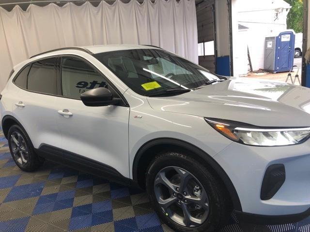 new 2025 Ford Escape car, priced at $30,175