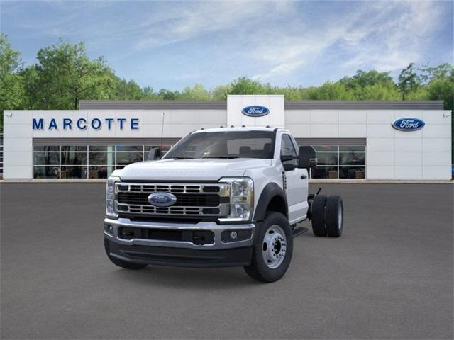 new 2025 Ford F-450 car, priced at $60,915