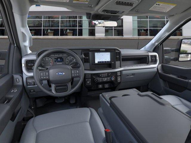 new 2025 Ford F-350 car, priced at $54,040