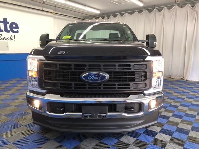 new 2025 Ford F-350 car, priced at $46,499