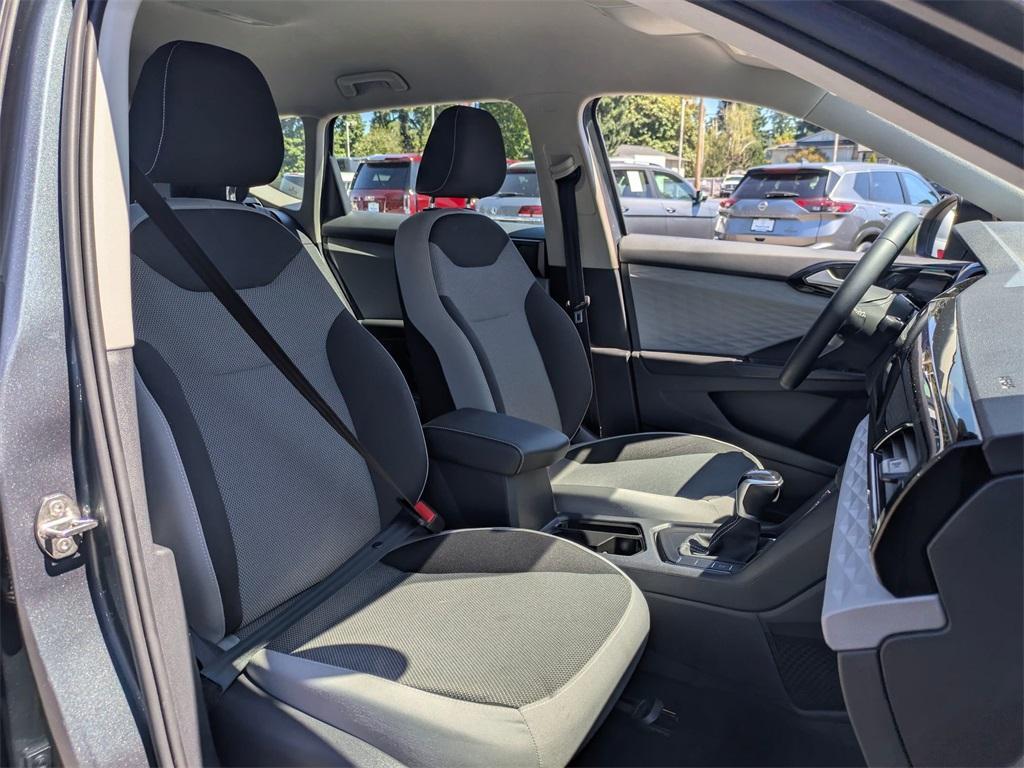 2023 Platinum Gray Metallic Volkswagen Taos