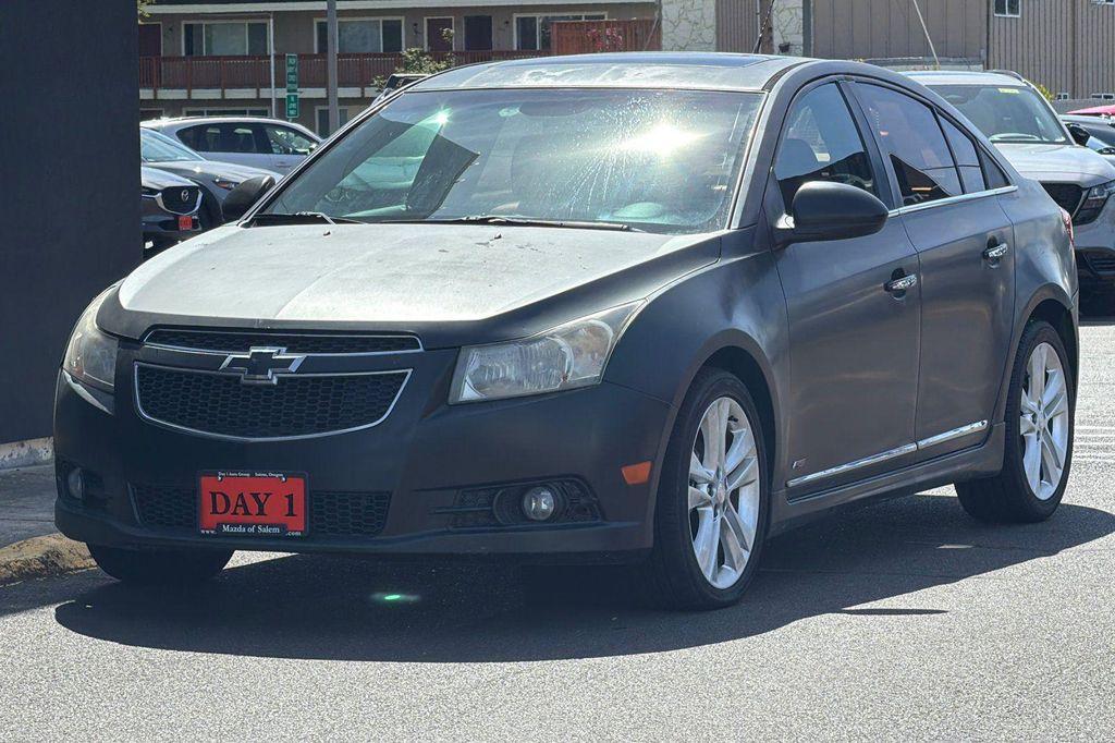 used 2014 Chevrolet Cruze car, priced at $9,999