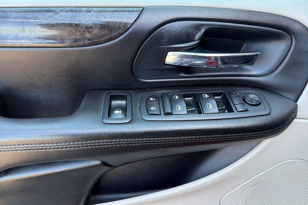 used 2013 Dodge Grand Caravan car, priced at $7,999