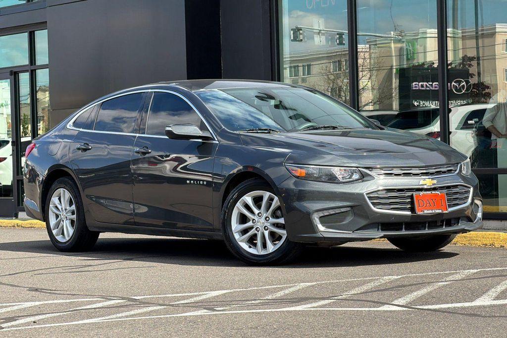 used 2018 Chevrolet Malibu car, priced at $13,249