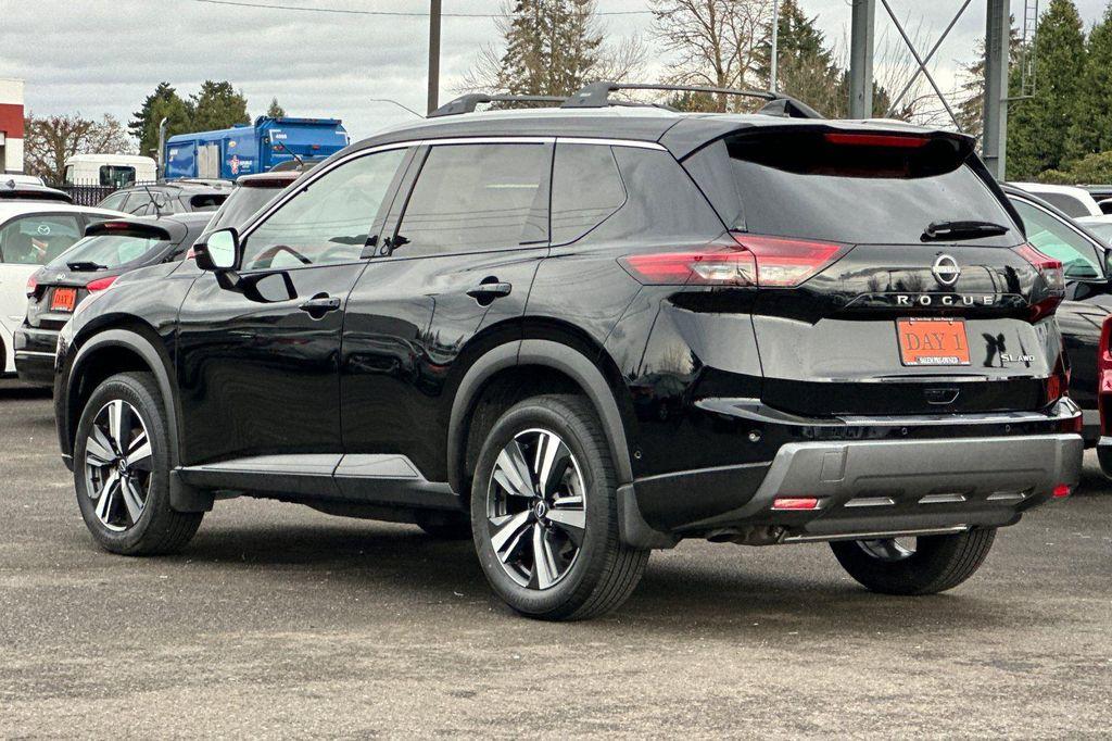 used 2025 Nissan Rogue car, priced at $32,999