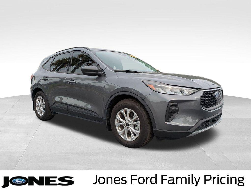 new 2025 Ford Escape car, priced at $29,894