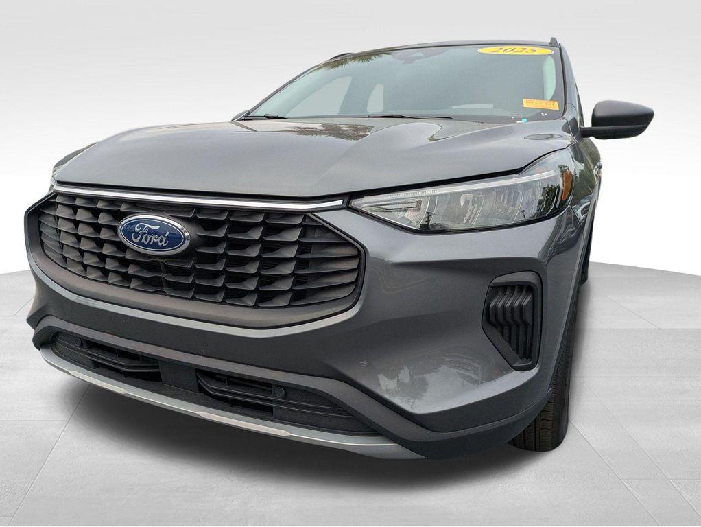 new 2025 Ford Escape car, priced at $29,894