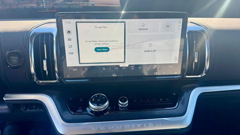 new 2025 Ford Expedition car, priced at $80,954