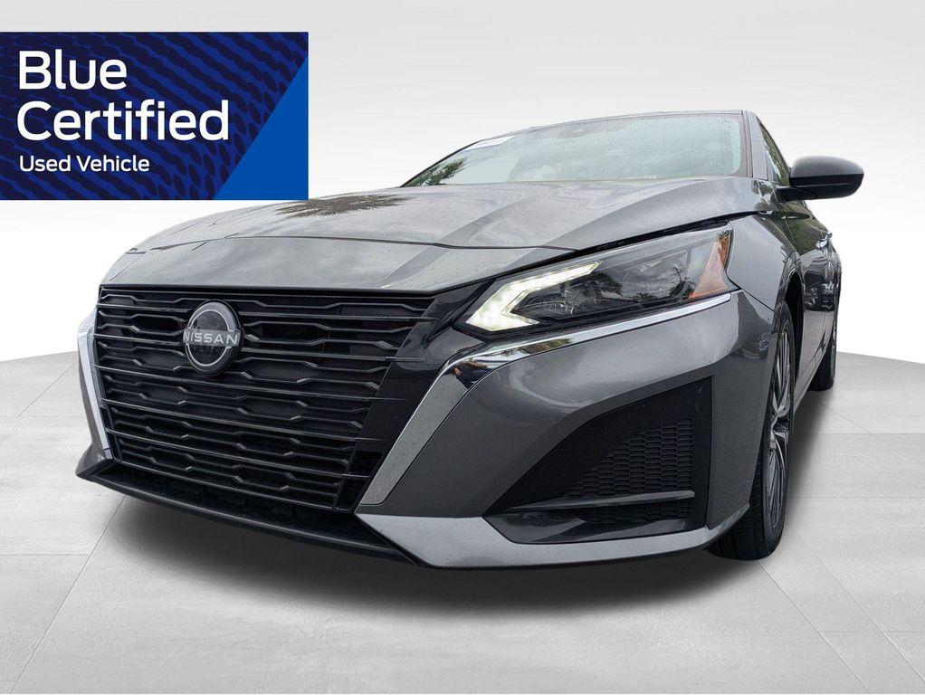 used 2025 Nissan Altima car, priced at $21,040