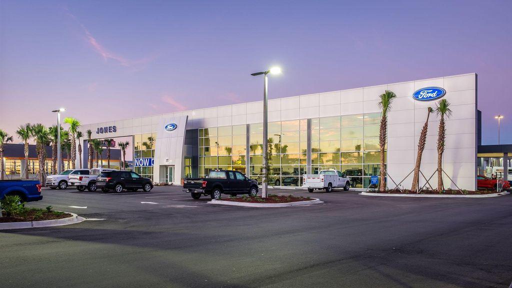 used 2024 Chevrolet Equinox car, priced at $23,178