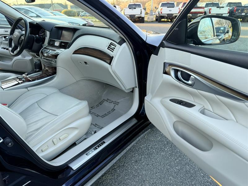 used 2015 INFINITI Q70L car, priced at $20,995