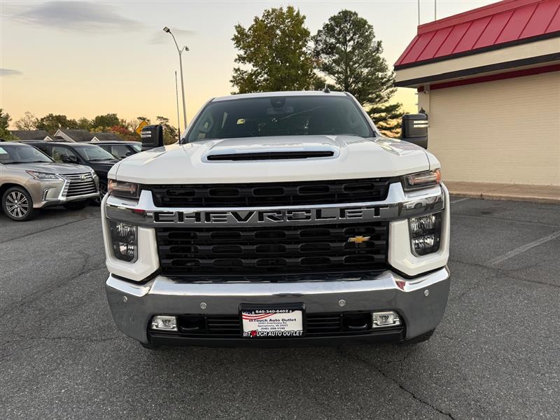 used 2022 Chevrolet Silverado 2500 car, priced at $35,995