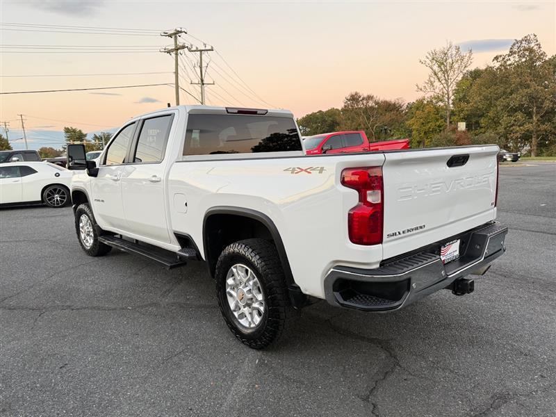 used 2022 Chevrolet Silverado 2500 car, priced at $35,995