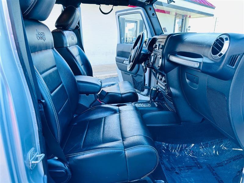 used 2012 Jeep Wrangler Unlimited car, priced at $15,995