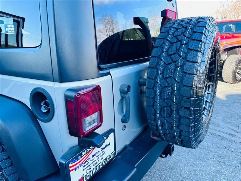 used 2012 Jeep Wrangler Unlimited car, priced at $15,995