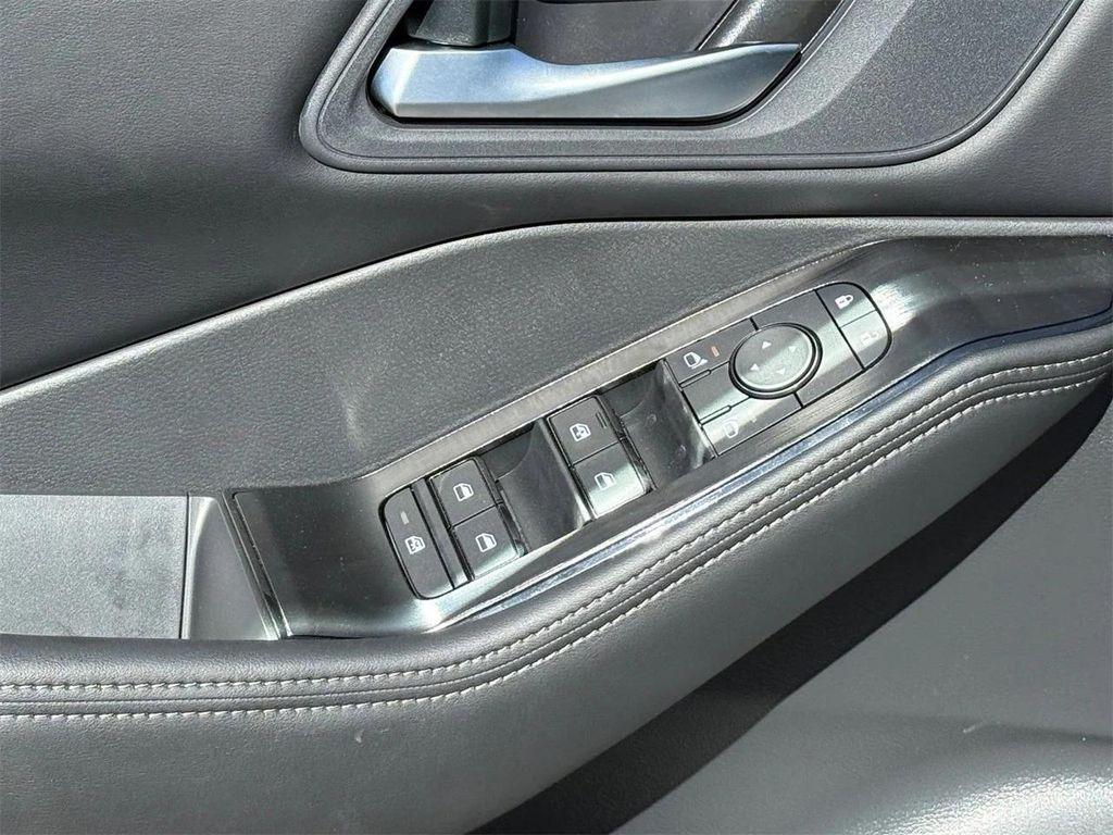 new 2026 Nissan Rogue car, priced at $33,300