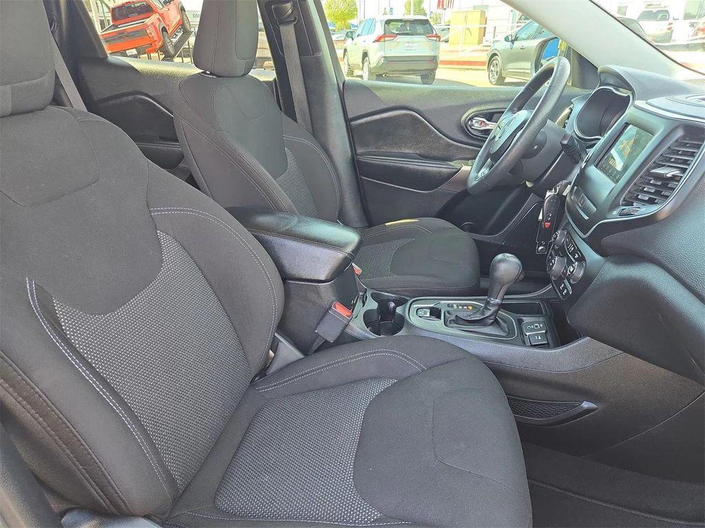 used 2020 Jeep Cherokee car, priced at $16,477