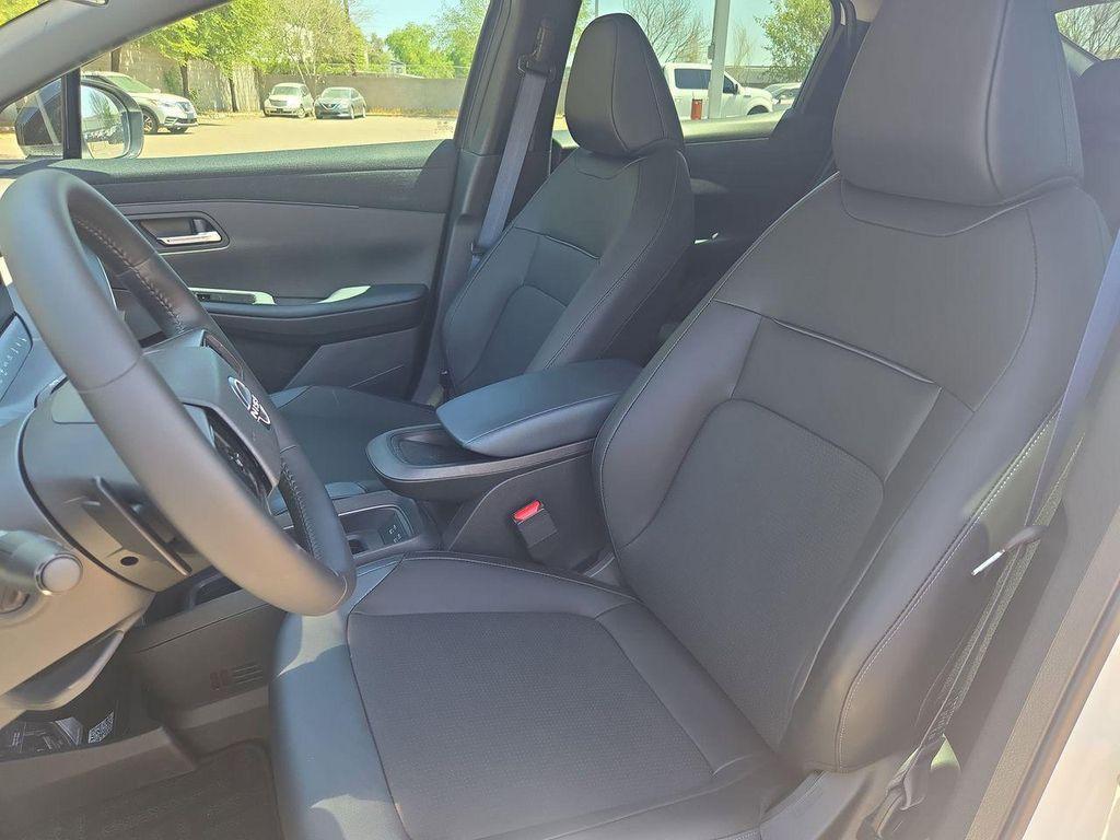 new 2026 Nissan Leaf car, priced at $38,425