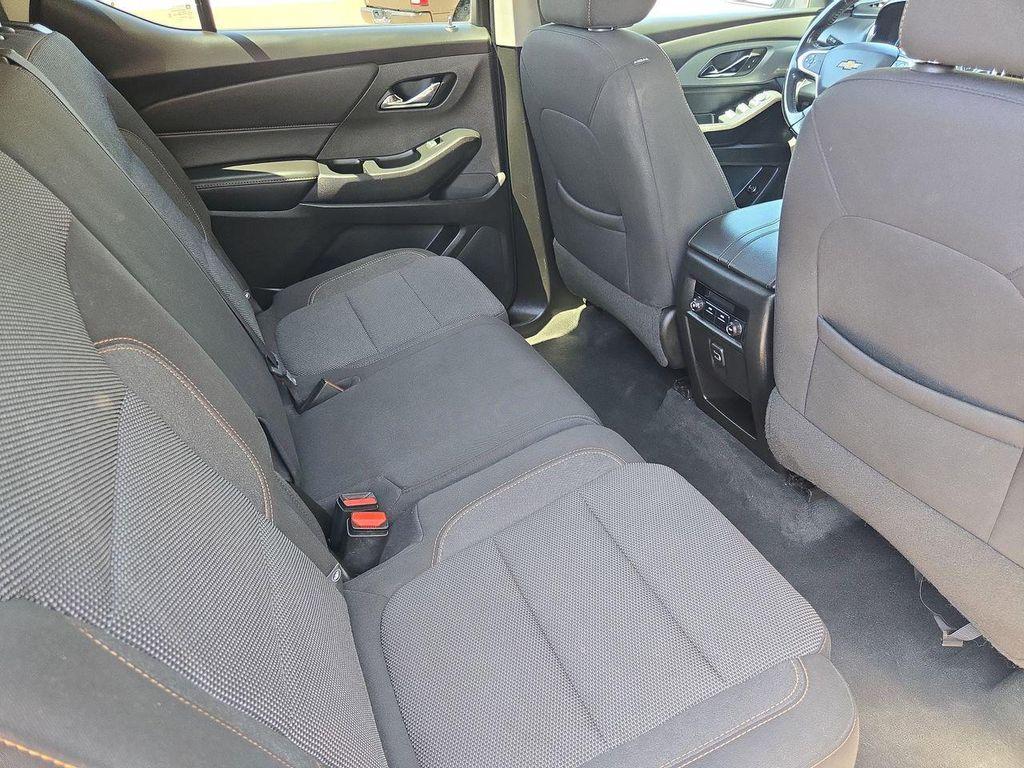 used 2021 Chevrolet Traverse car, priced at $19,500