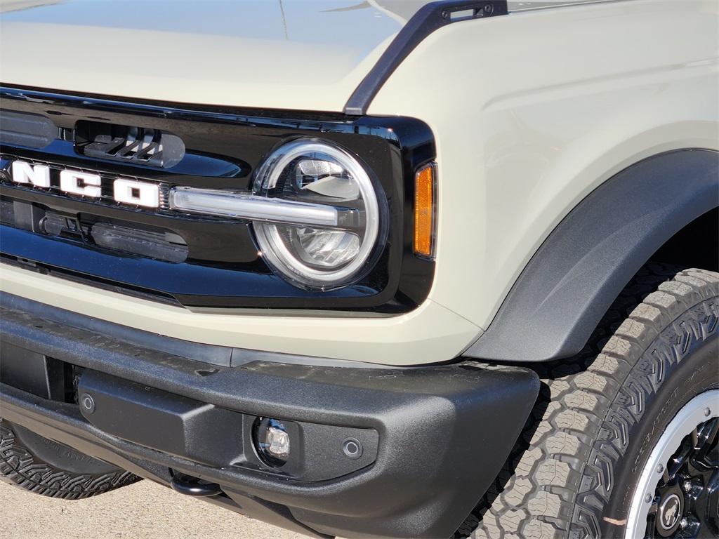 new 2025 Ford Bronco car, priced at $60,212