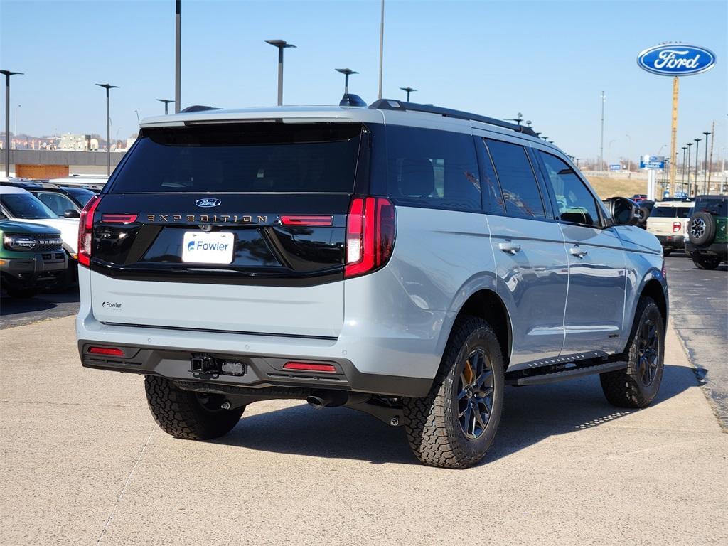 new 2026 Ford Expedition car, priced at $84,395