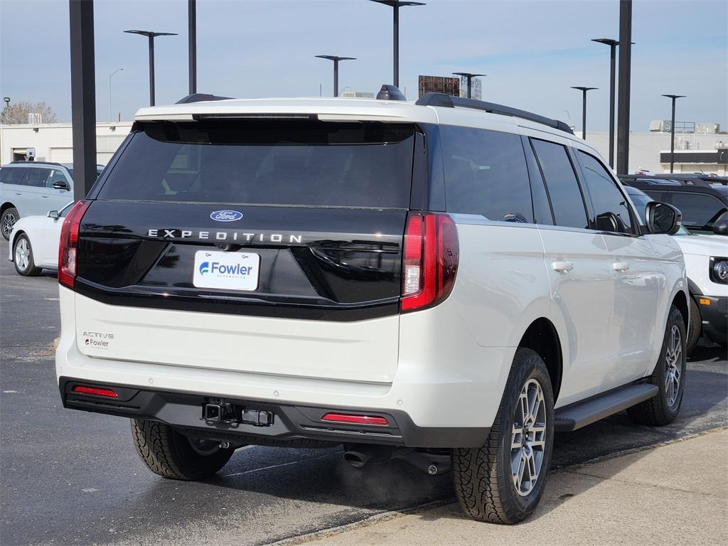 new 2025 Ford Expedition car, priced at $69,089